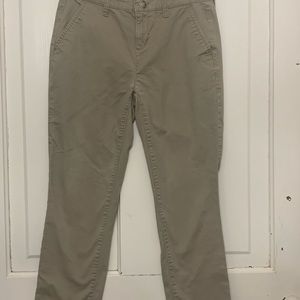 Women’s Petite Khaki Pant